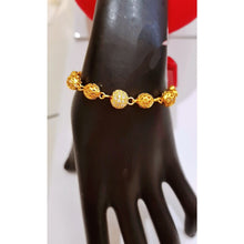 EB126 - Korean Gold Boba Bracelet