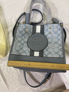 Signature Medium Tote Bag
